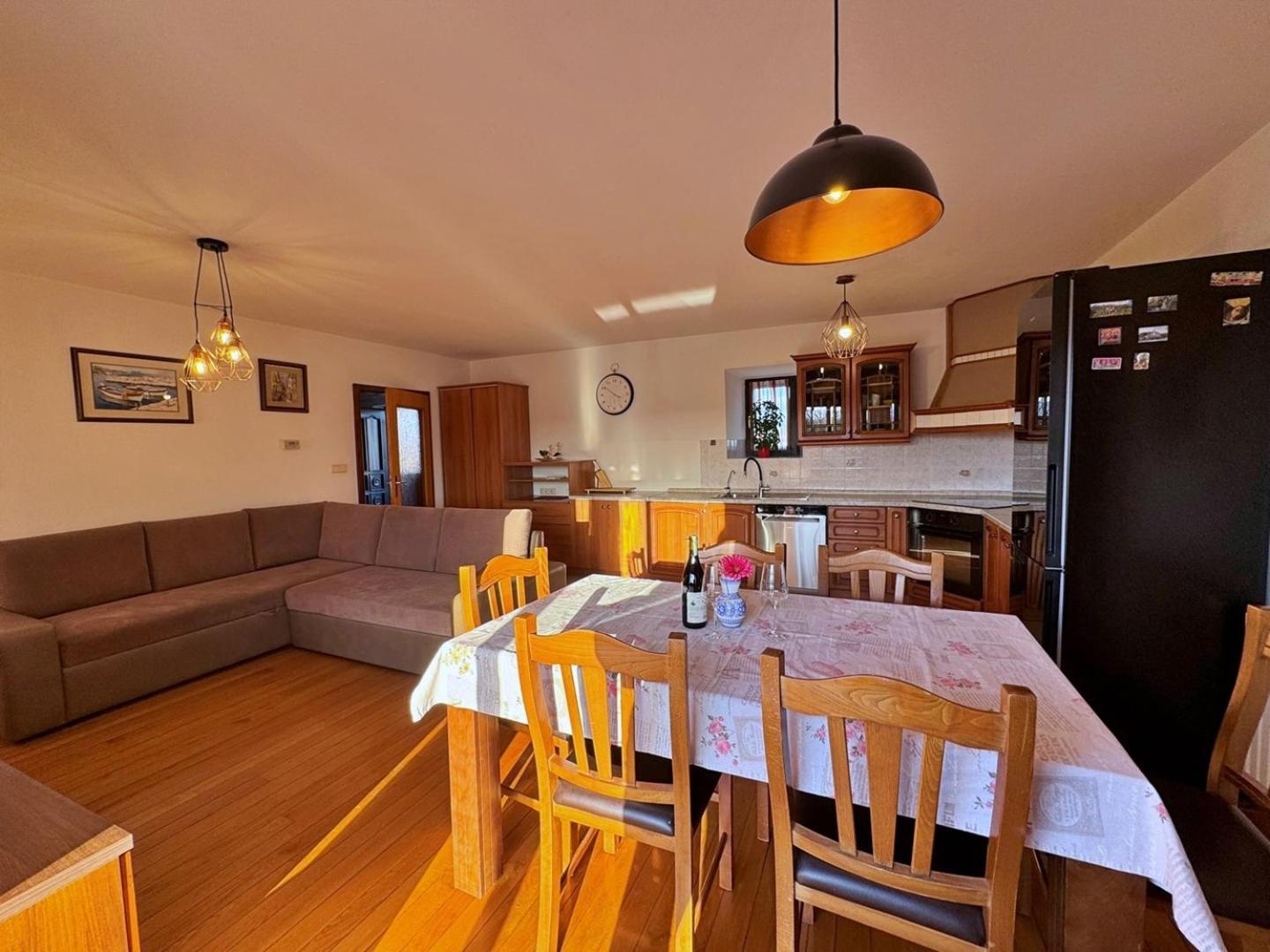 Apartments Katarina Malinska Extérieur photo