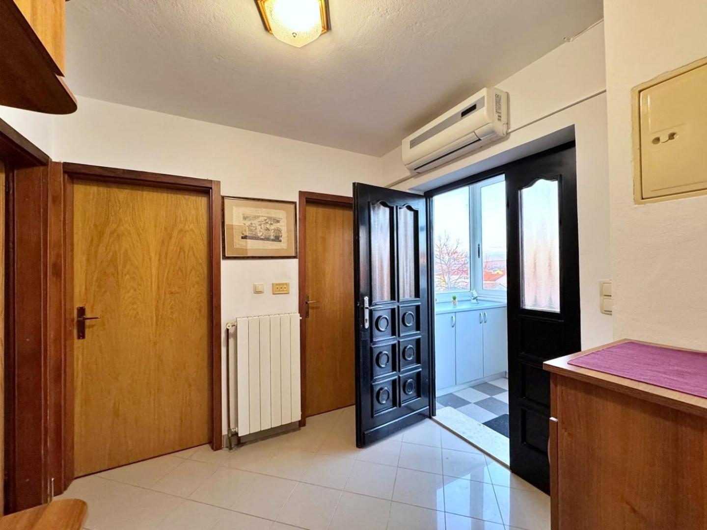 Apartments Katarina Malinska Extérieur photo