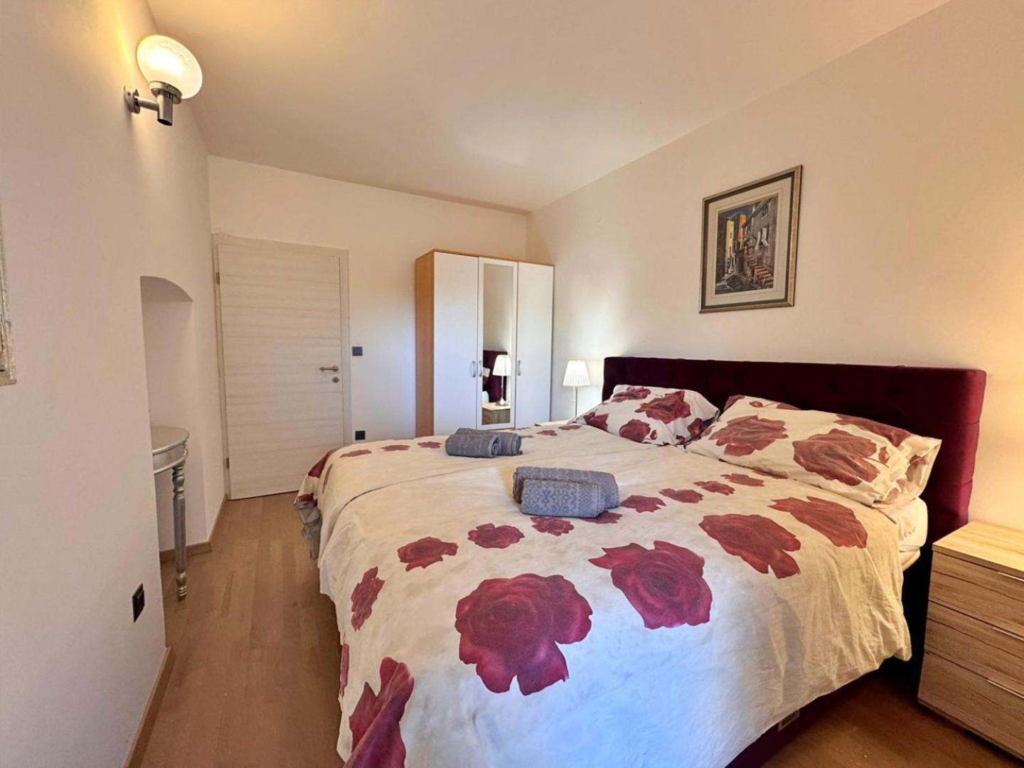 Apartments Katarina Malinska Extérieur photo