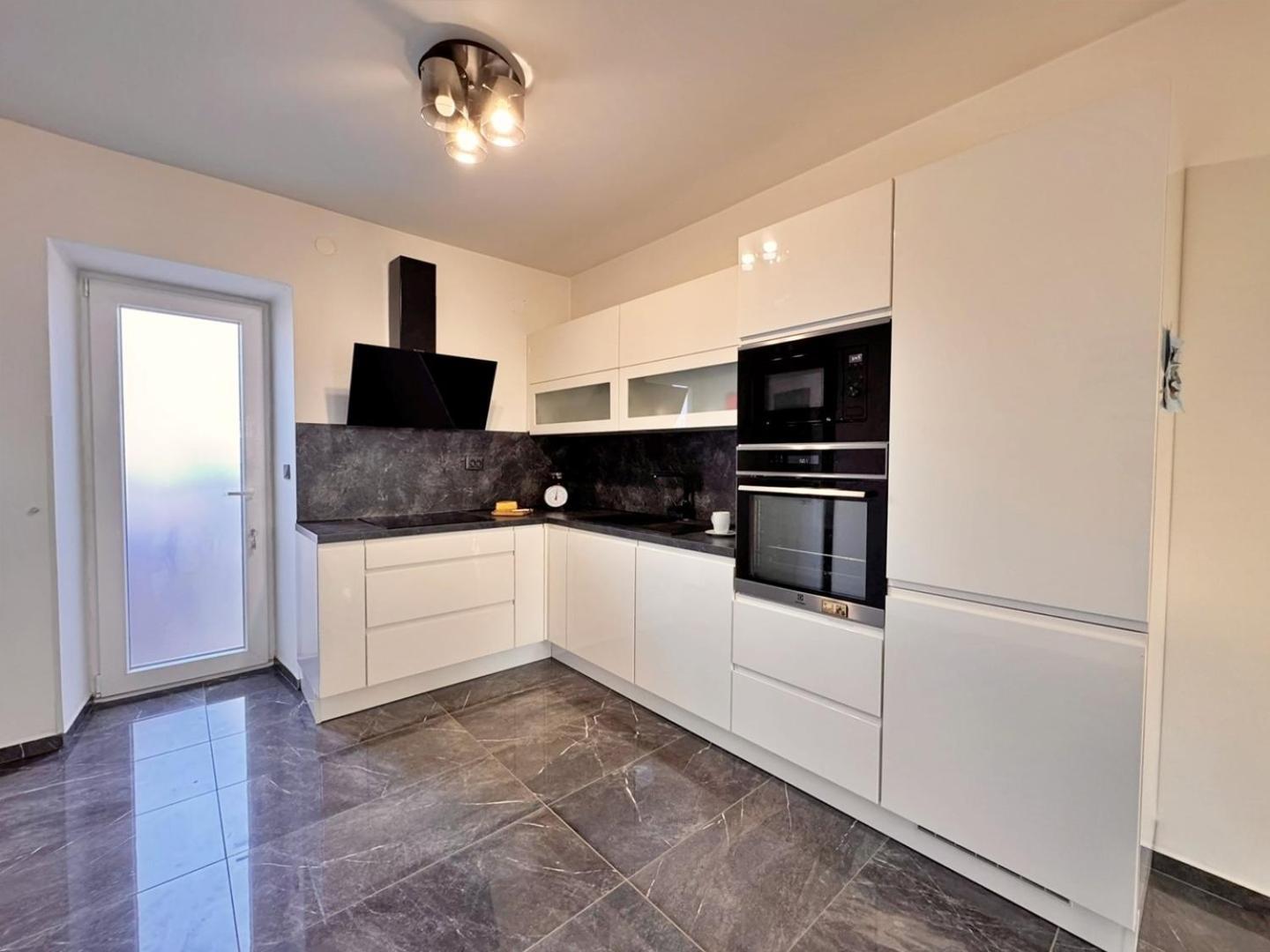 Apartments Katarina Malinska Extérieur photo