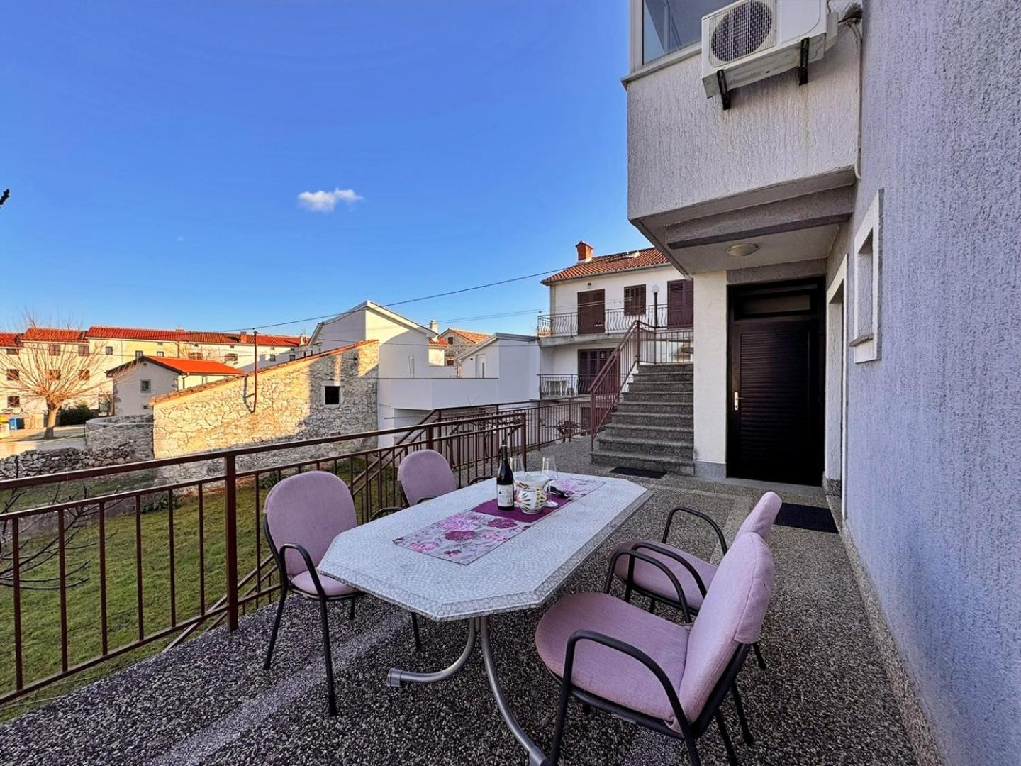 Apartments Katarina Malinska Extérieur photo